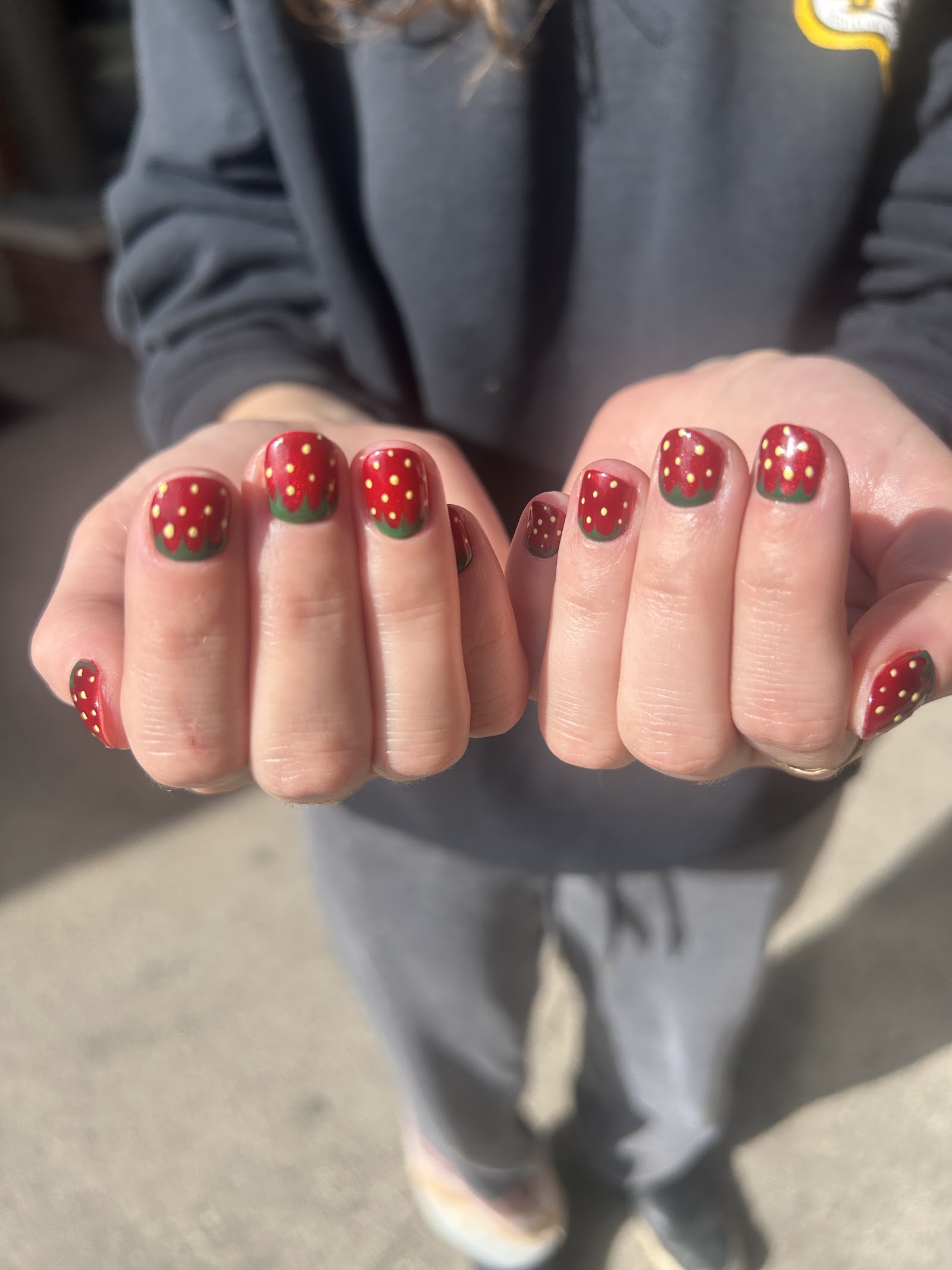 Kaitlynnails303 nail photo 4